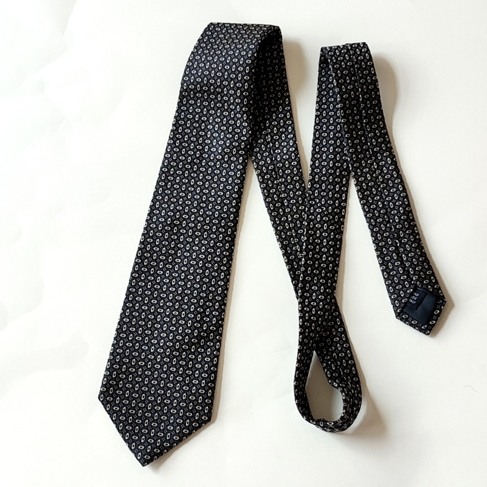 Unbranded patterned Italian silk tie